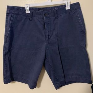 Men’s shorts.